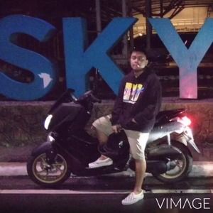 Meet your Posher, Niro